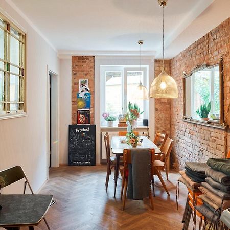 Beautiful&Cozy Remise for up to 6 Guests Apartment Berlin Exterior foto