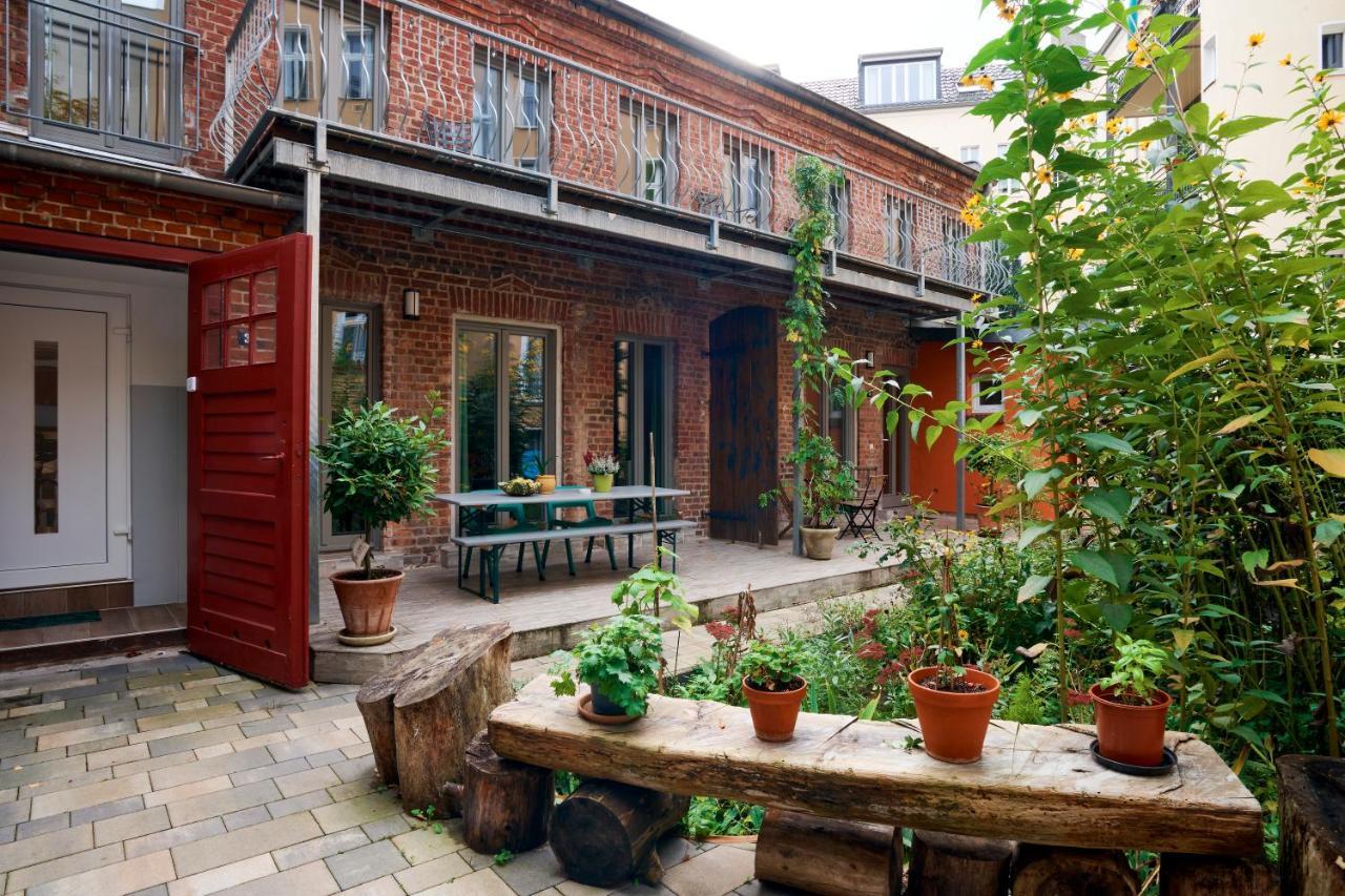 Beautiful&Cozy Remise for up to 6 Guests Apartment Berlin Exterior foto