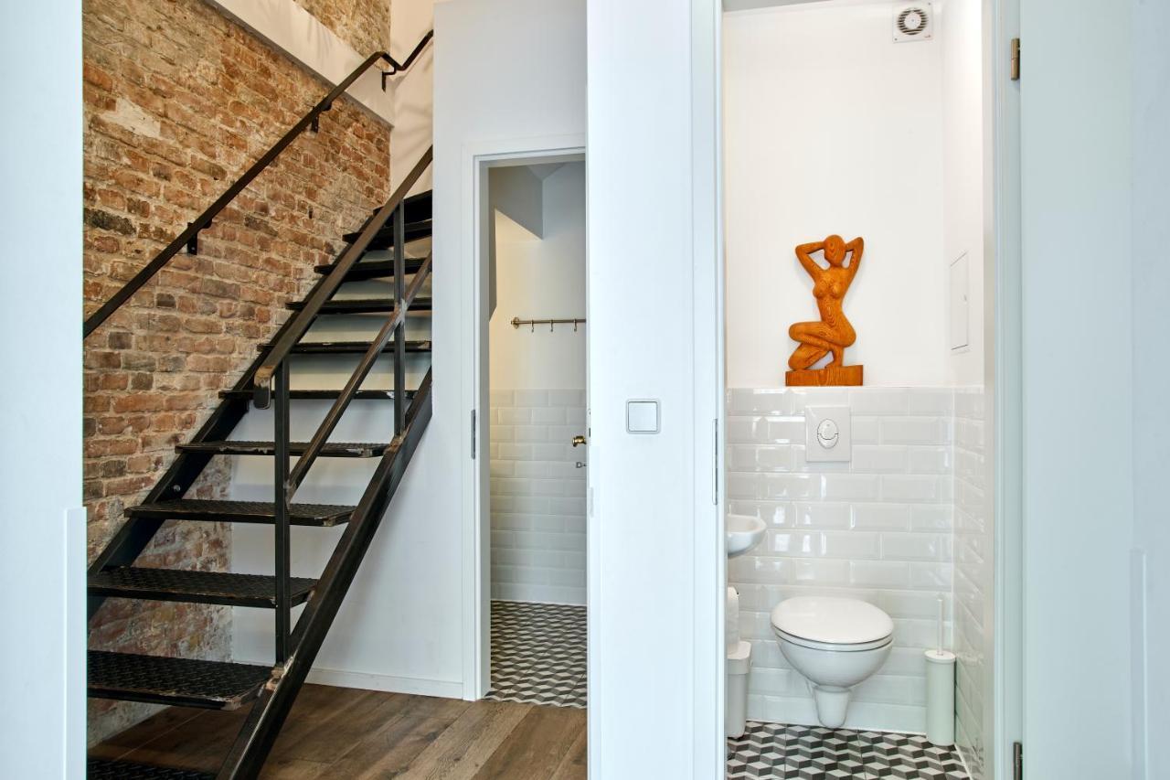 Beautiful&Cozy Remise for up to 6 Guests Apartment Berlin Exterior foto