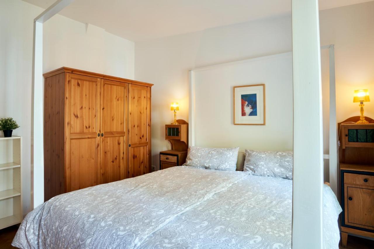 Beautiful&Cozy Remise for up to 6 Guests Apartment Berlin Exterior foto