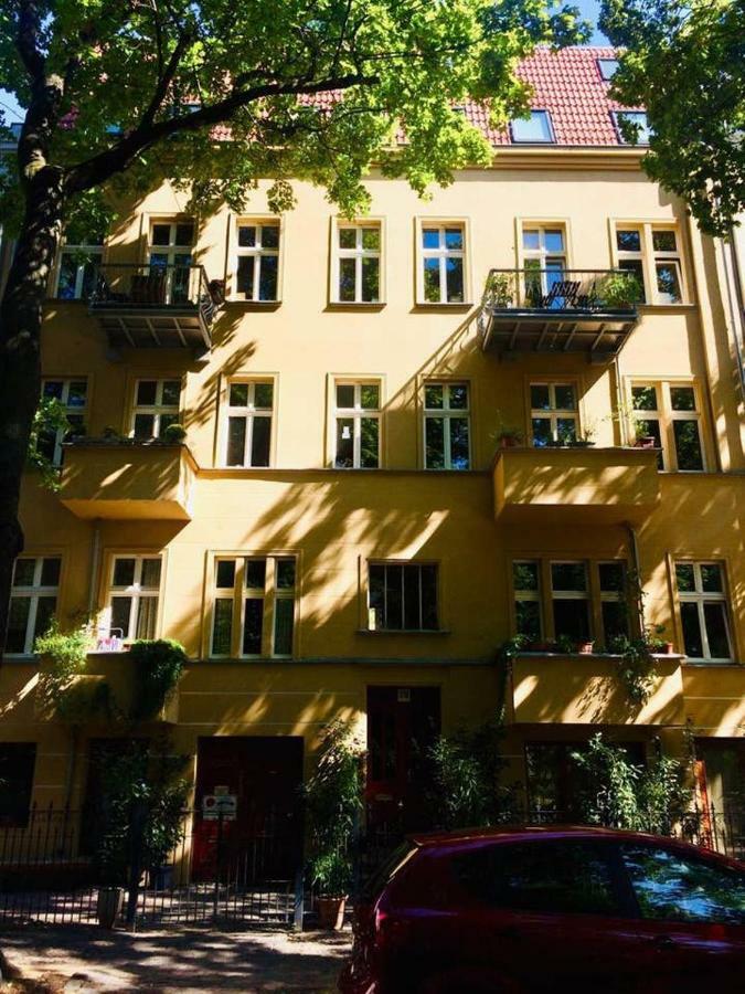Beautiful&Cozy Remise for up to 6 Guests Apartment Berlin Exterior foto